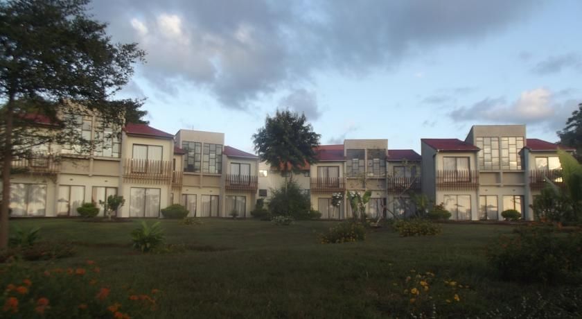 Luwansa Beach Resort Labuan Bajo Kültér fotó