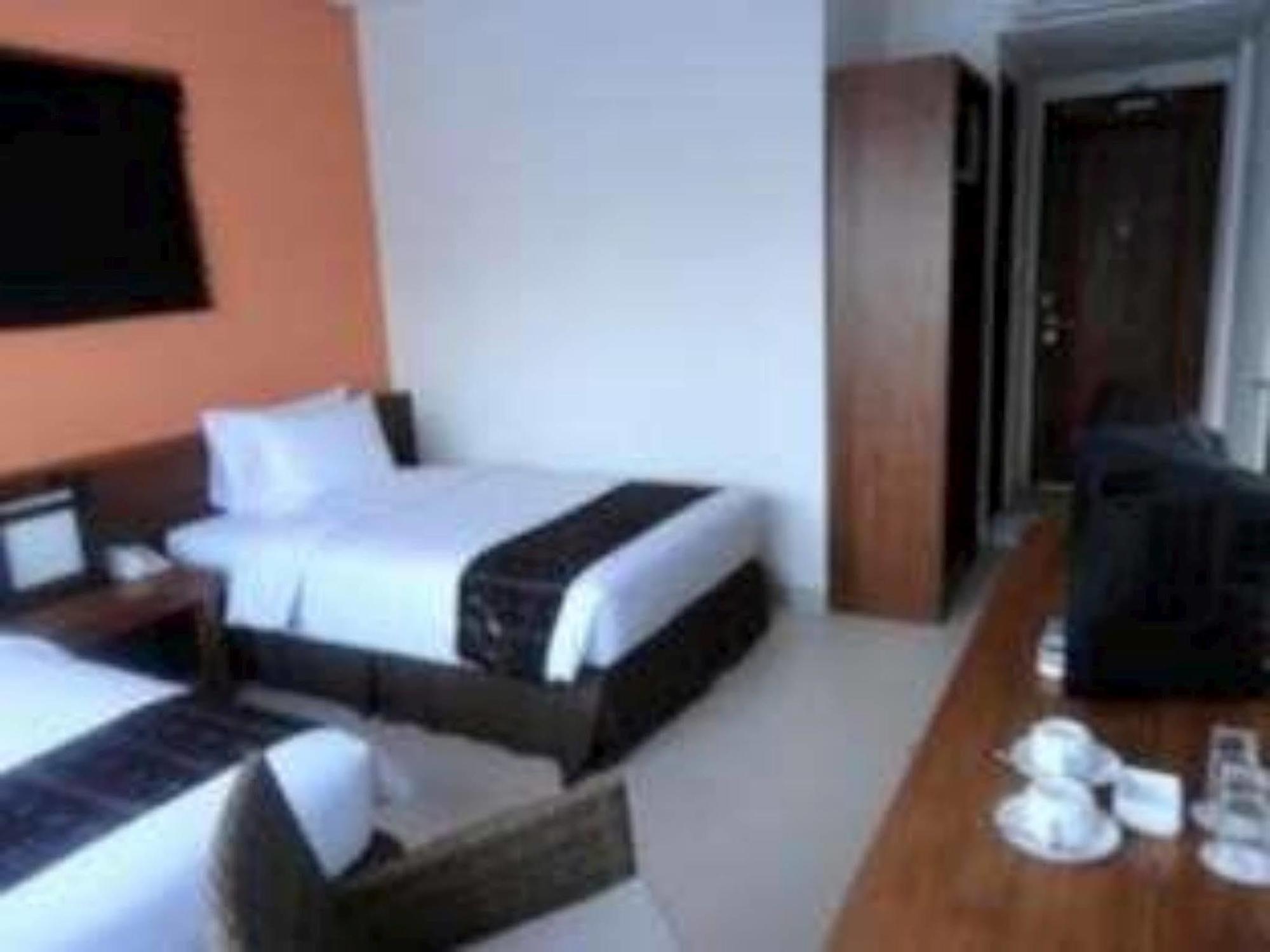 Luwansa Beach Resort Labuan Bajo Kültér fotó