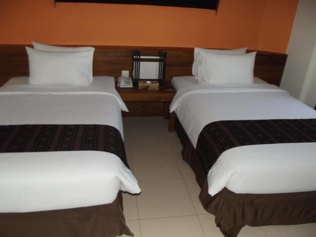 Luwansa Beach Resort Labuan Bajo Kültér fotó