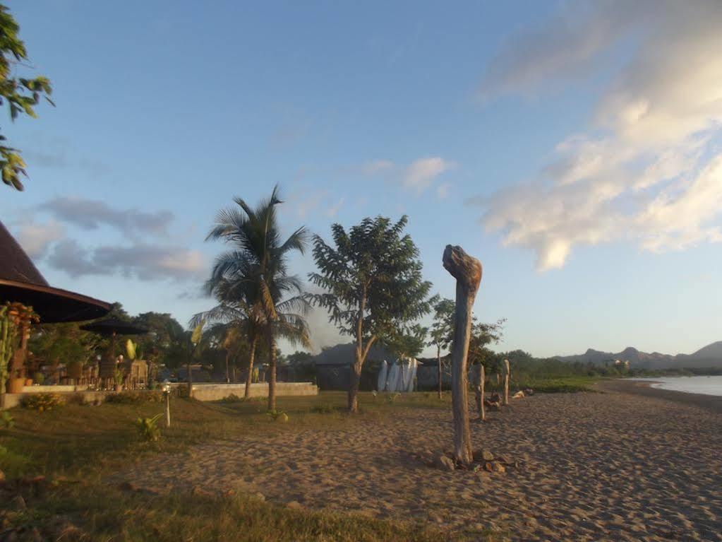 Luwansa Beach Resort Labuan Bajo Kültér fotó