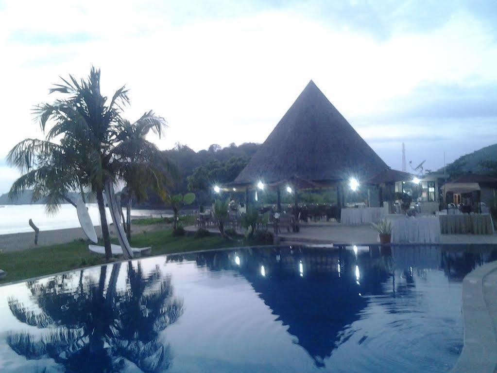 Luwansa Beach Resort Labuan Bajo Kültér fotó